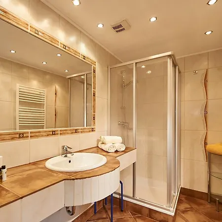 Astrid 3* フラッハウ